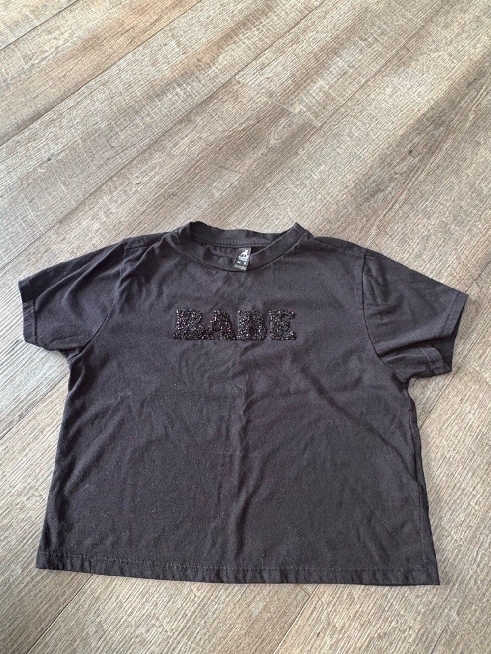 Black 'BABE' Embellished Tee - Kids